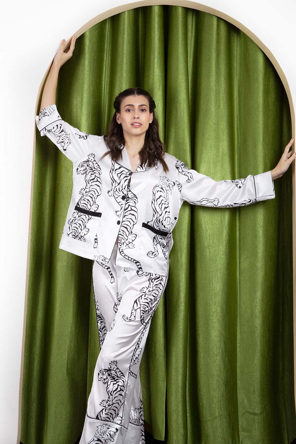 Dusk Attire Sets : Buy Dusk Attire White Floral Escape Pyjama Set Online